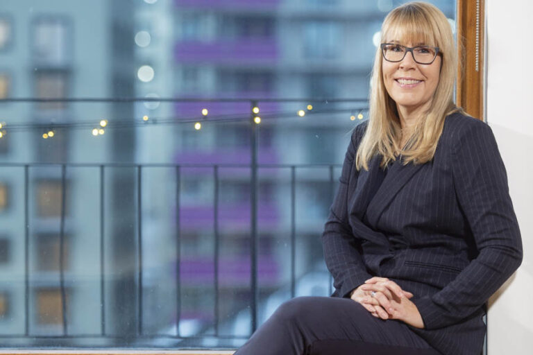 Reuma stina 2 sittandex